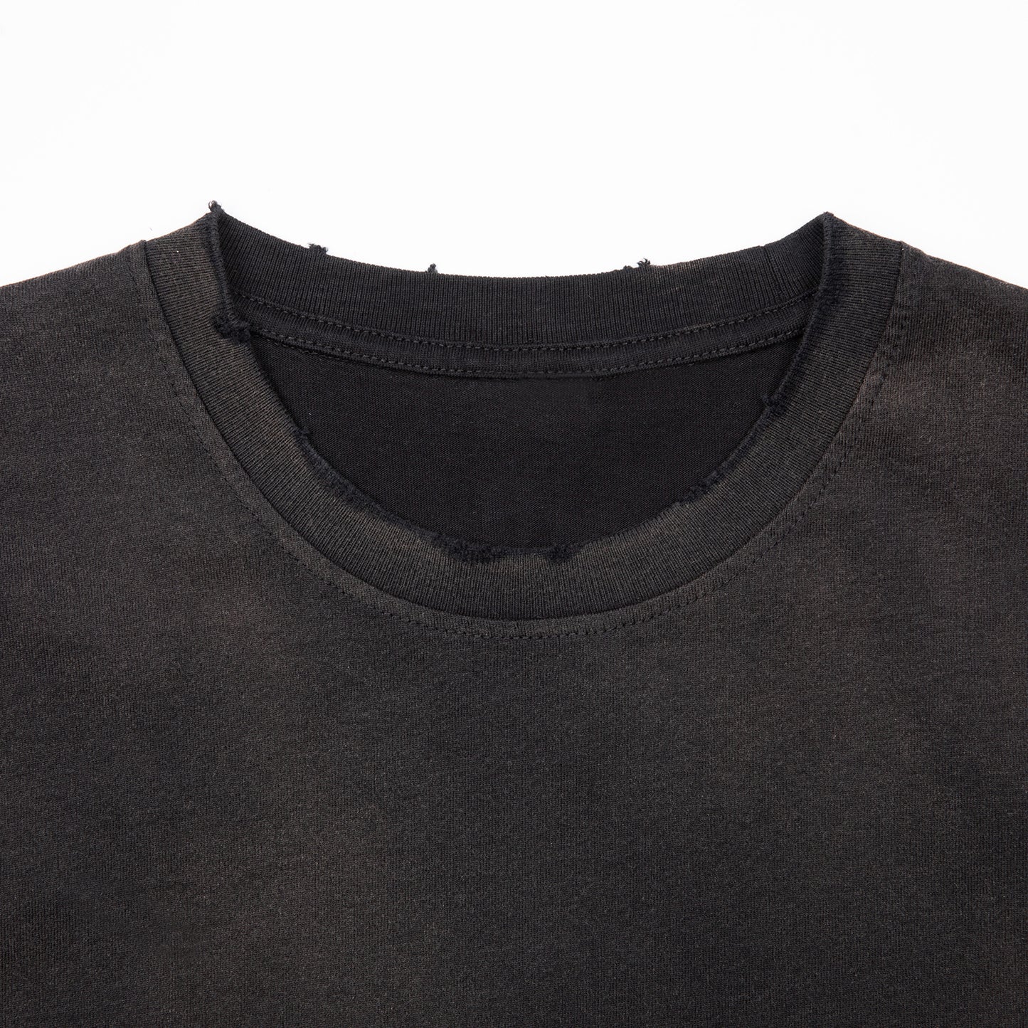 DREAMY TREE ~ DESTRESSED OVERSIZED TEE